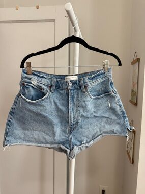 Abercrombie Curve Love High-Waist Women's Shorts